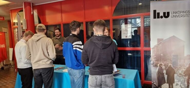 high school students visiting FUnMat-II's exhibition